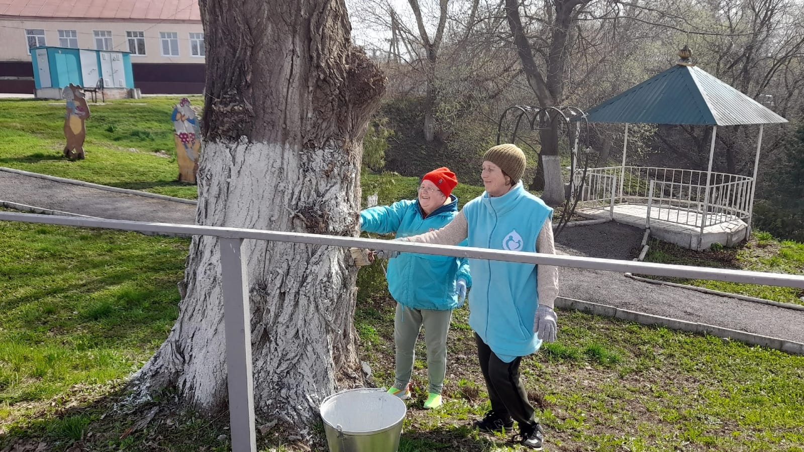 В Воловском районе прошли акции "Чистый четверг"