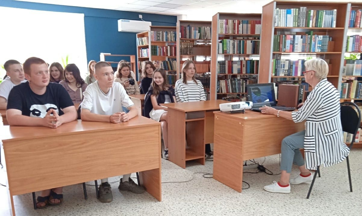 В Усманском районе прошел интеллектуариум «Защитим то, что любим!»