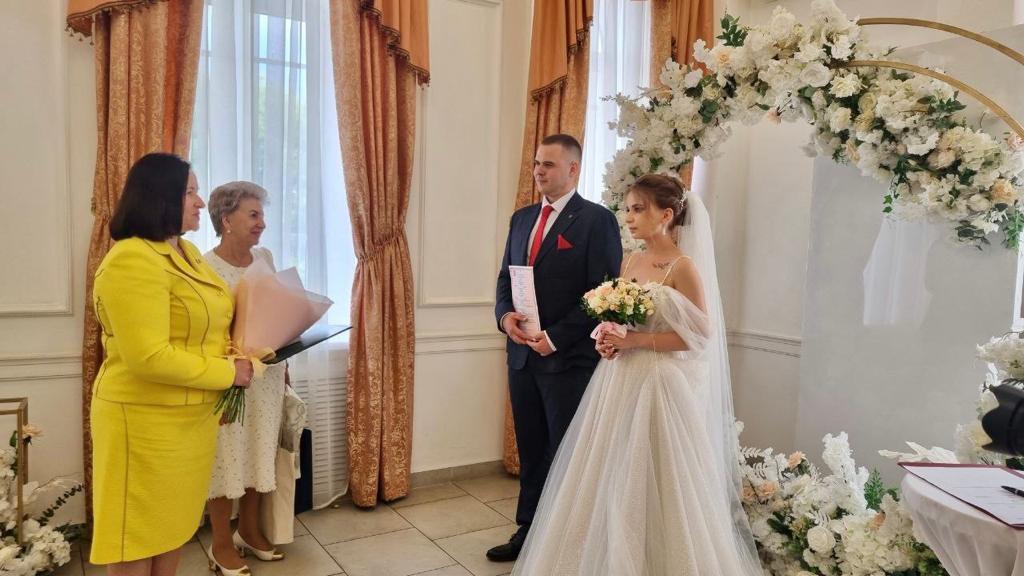 Председатель Союза женщин Липецкой области Урываева В.И. и член президиума СЖЛО Бычкова Е.И. приняли участие в ежегодном мероприятии «Свадьба любимому городу»