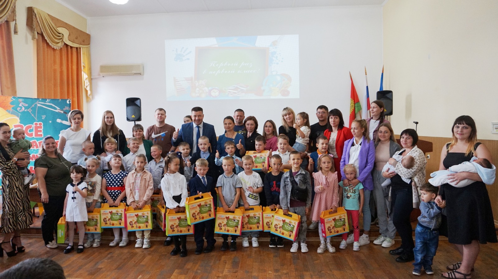 Вот и заканчивается лето - шумное, веселое, разноцветное
