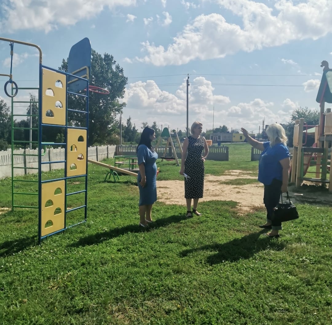 Активистки женсовета инспектировали места детского отдыха