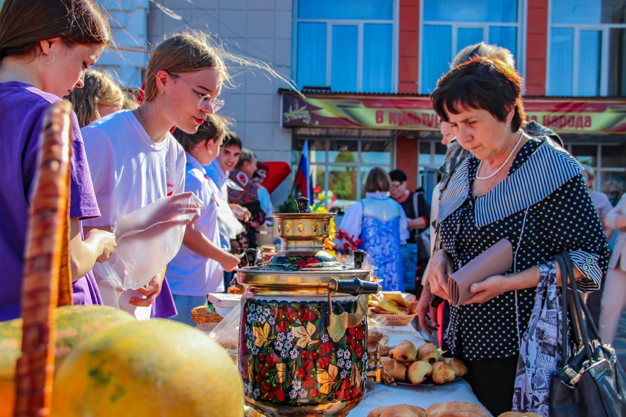 В память о погибших, с заботой - о живых