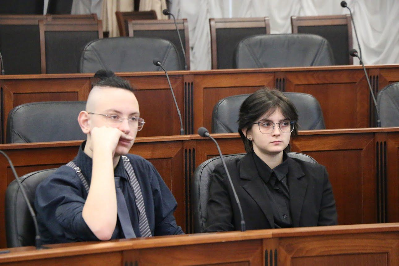 В Липецком Горсовете прошла экскурсия для учеников 17 школы