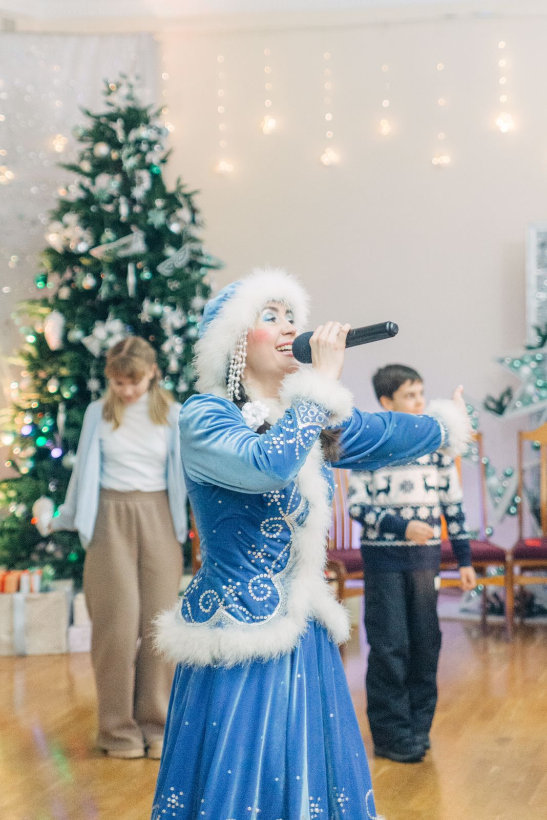 По сложившейся традиции женсовет города Ельца вот уже в четвертый раз организовал Рождественскую елку добра