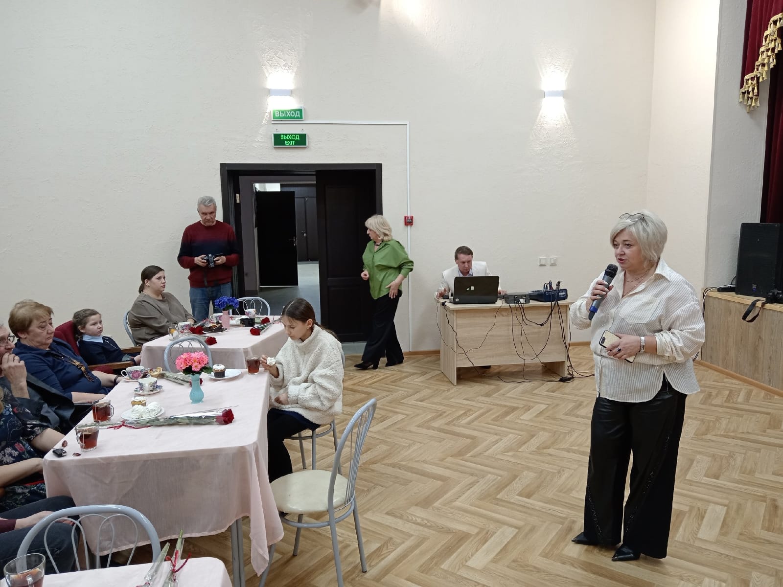 В Городском Доме культуры Данкова прошла встреча с семьями мобилизованных участников СВО