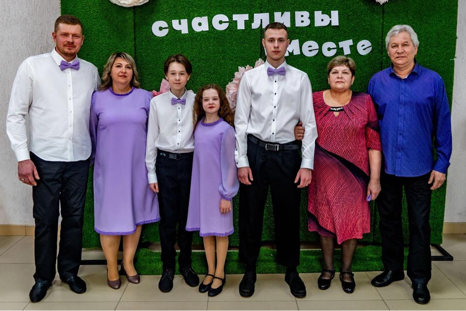 Состоялся очный этап конкурса многодетных семей «Счастливы вместе» фестиваля семейных команд «В фокусе – семья»
