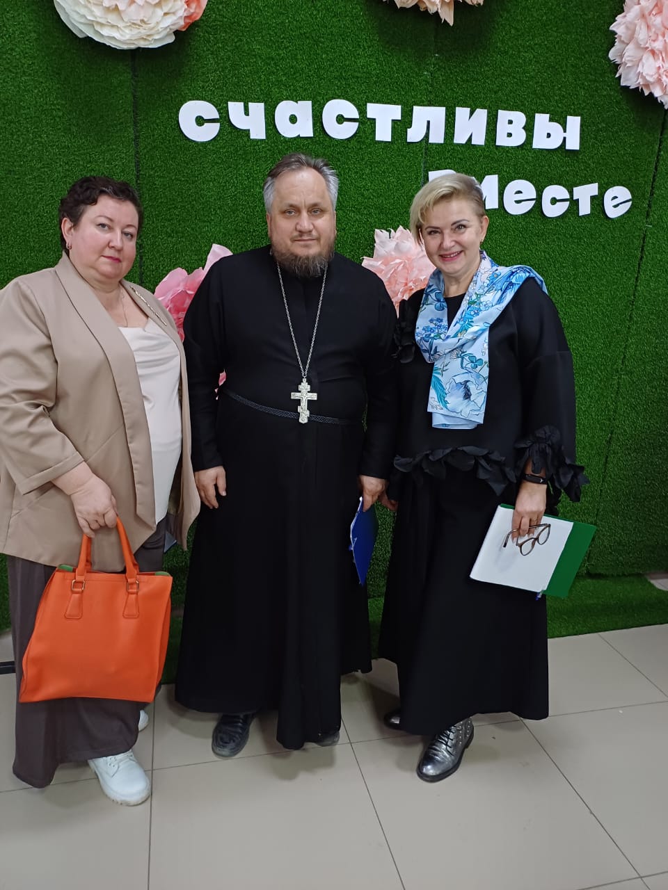 Состоялся очный этап конкурса многодетных семей «Счастливы вместе» фестиваля семейных команд «В фокусе – семья»