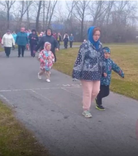 На центральном стадионе с. Волово прошла акция «10000 шагов к жизни»