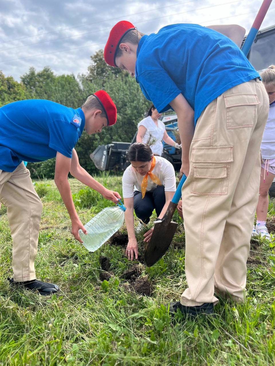 5 июня 2024 года в Краснинском районе провели  акцию «Сад памяти»