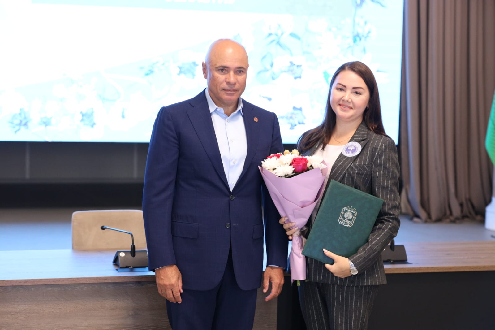 По всей стране прошла волна отчетно-выборных конференций региональных отделений Союза женщин России