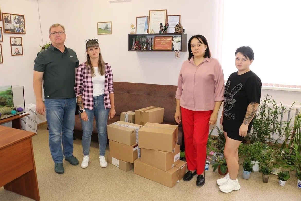 Каждую неделю из офиса штаба «Своих не бросаем» оправляется гуманитарная помощь для военнослужащих на фронт