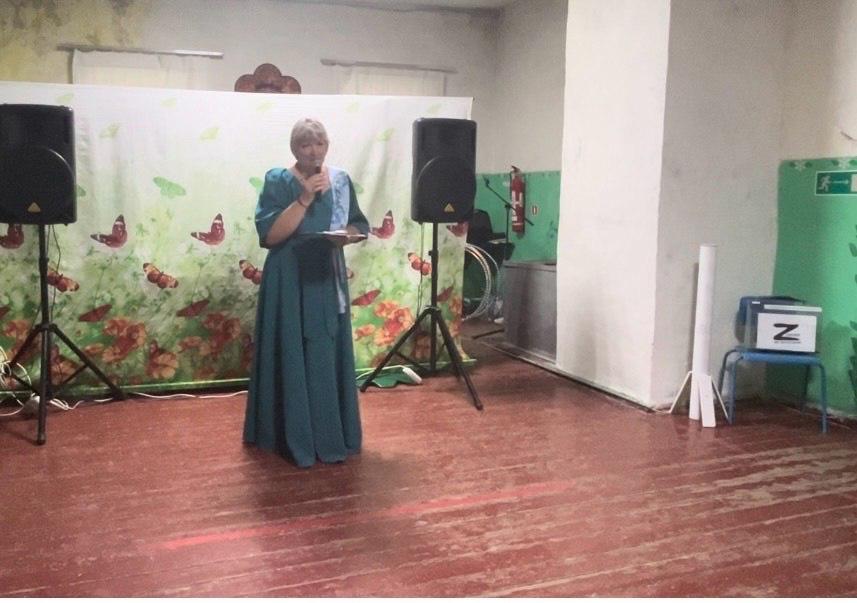 Агитбригада Добровского округа провела благотворительный патриотический концерт в поддержку участников СВО