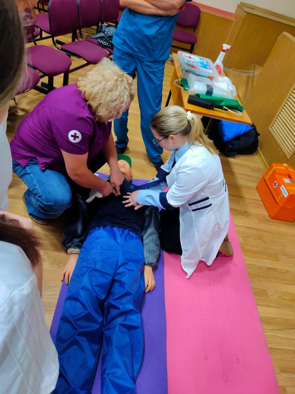 Мы продолжаем проект "Научись спасать жизнь", при поддержке Управления внутренней политики Липецкой области