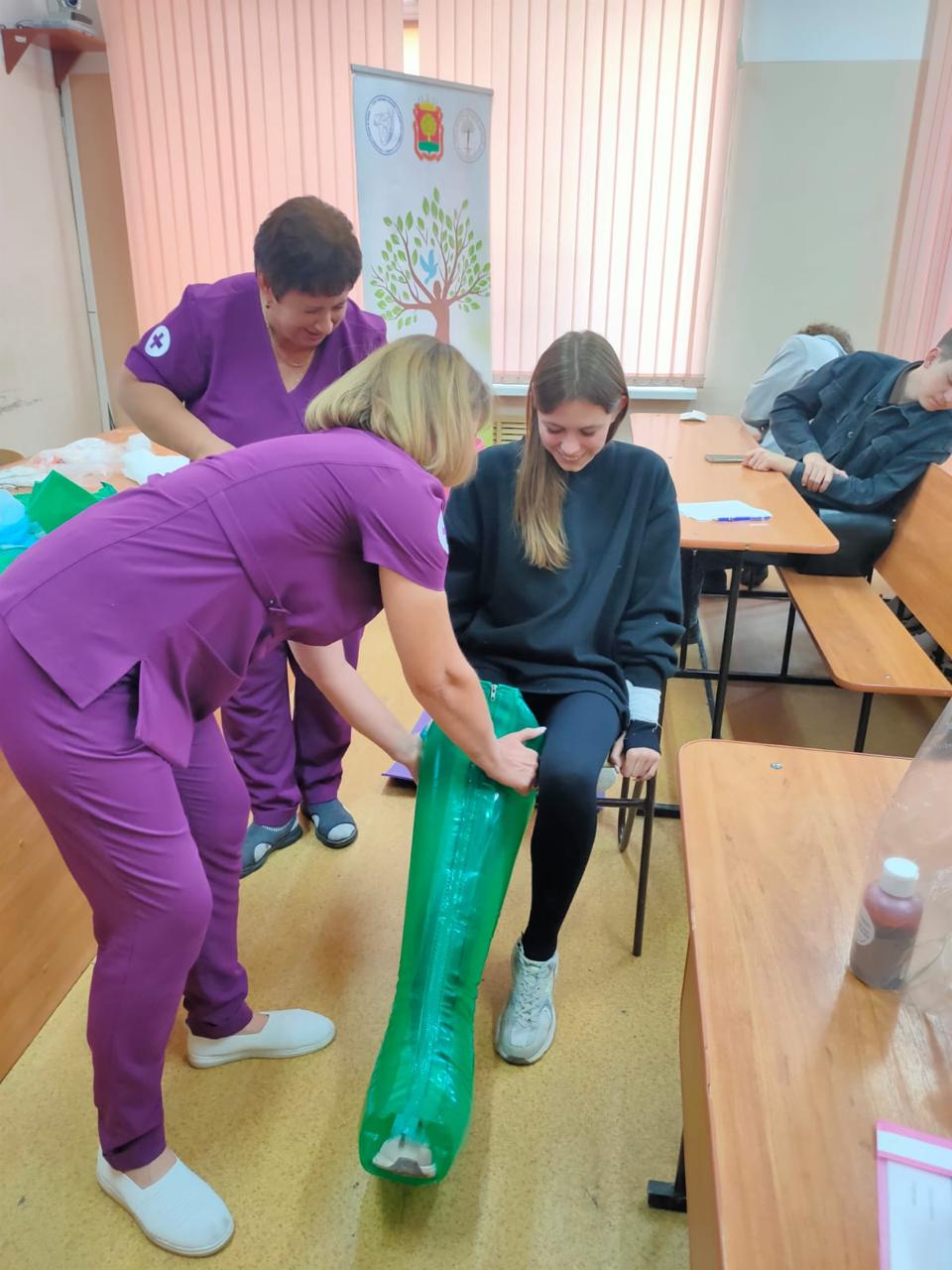 Мы продолжаем проект "Научись спасать жизнь", при поддержке Управления внутренней политики Липецкой области