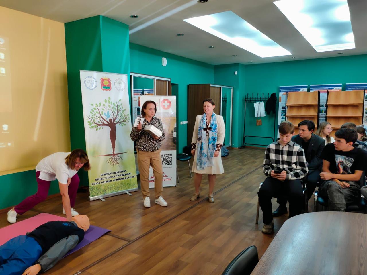 Мы продолжаем проект "Научись спасать жизнь", при поддержке Управления внутренней политики Липецкой области