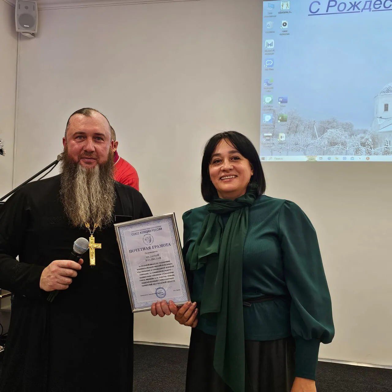 В Хлевенском районе в храме Рождества Христова в селе Манино на престольный праздник собралось более двухсот верующих