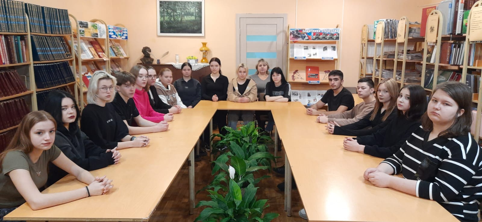 «Только память не в силах забыть эти дни»