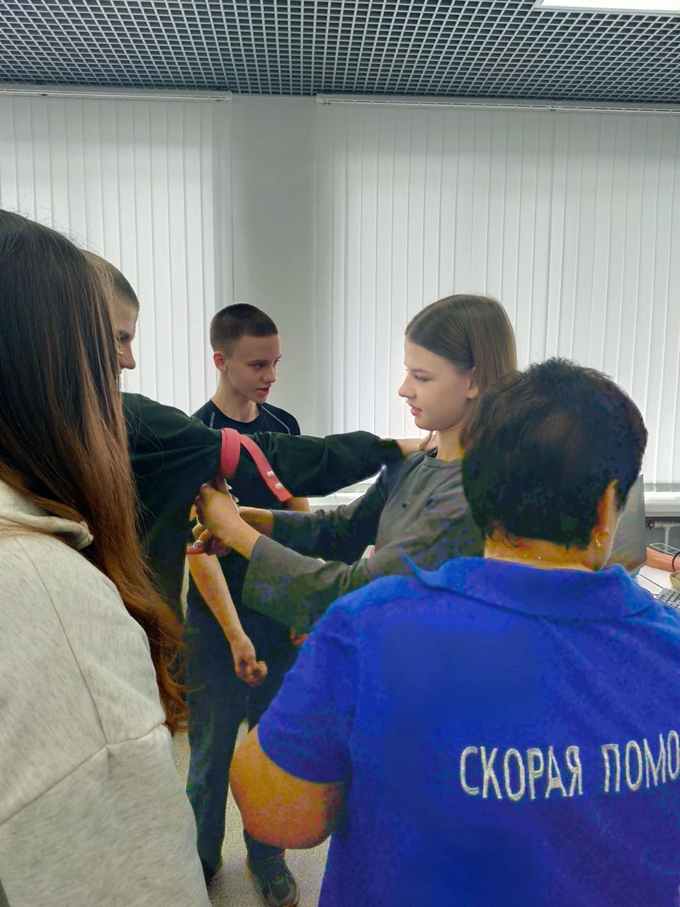 25 февраля в конференц-зале Липецкого металлургического колледжа прошло обучающее мероприятия по оказанию первой помощи