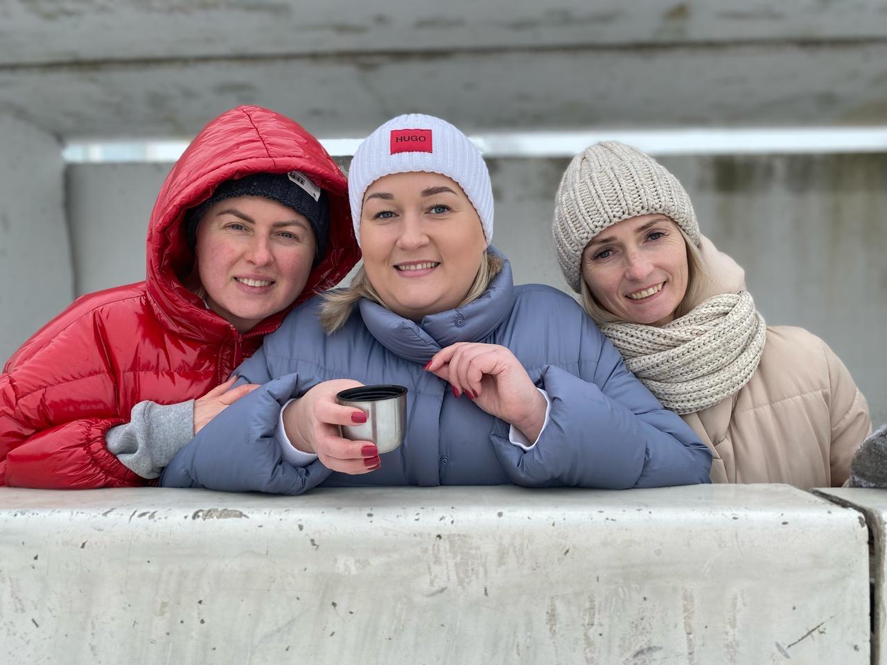 ВЕСЕННИЙ ХОККЕЙ В МАСЛЕНИЧНЫЙ ДЕНЬ