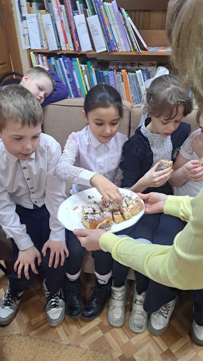 Детская забота солдатскому сердцу