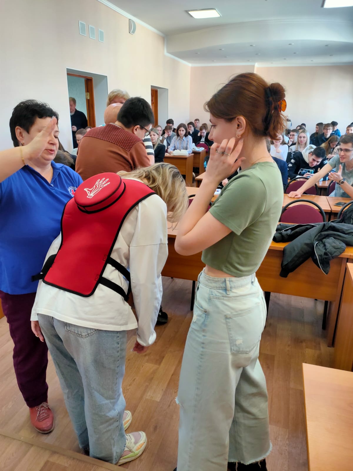 03.04.2025 г. активисты ЛООО «Союз женщин Липецкой области» посетили ещё раз Финансовый университет
