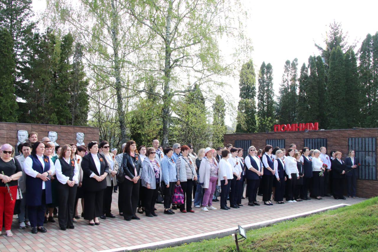 25 апреля в Парке Славы с. Красное состоялось открытие памятного знака «Бессмертный полк»