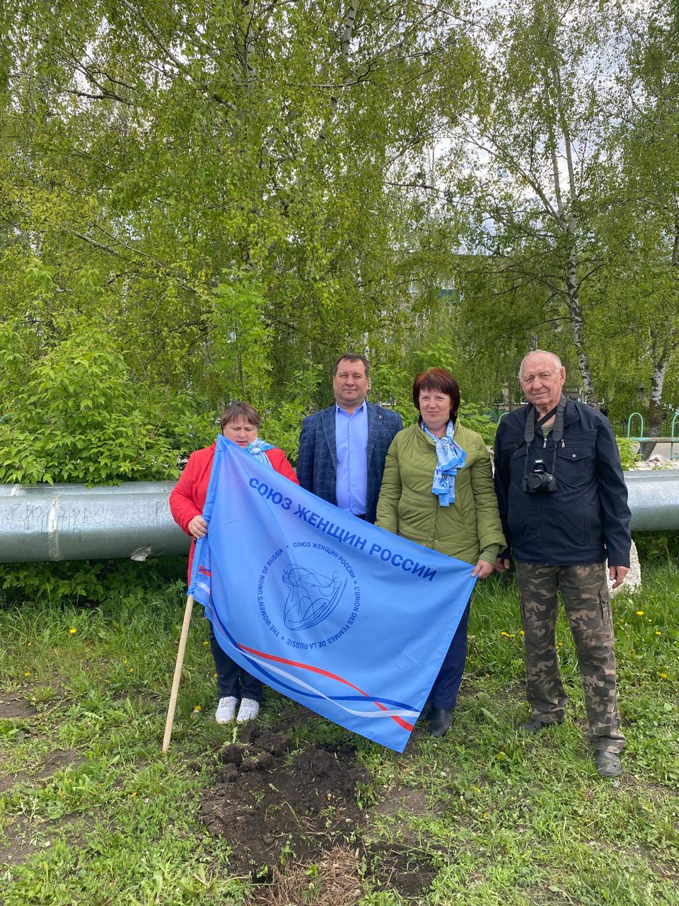 Высадка кедров в  Добринском районе