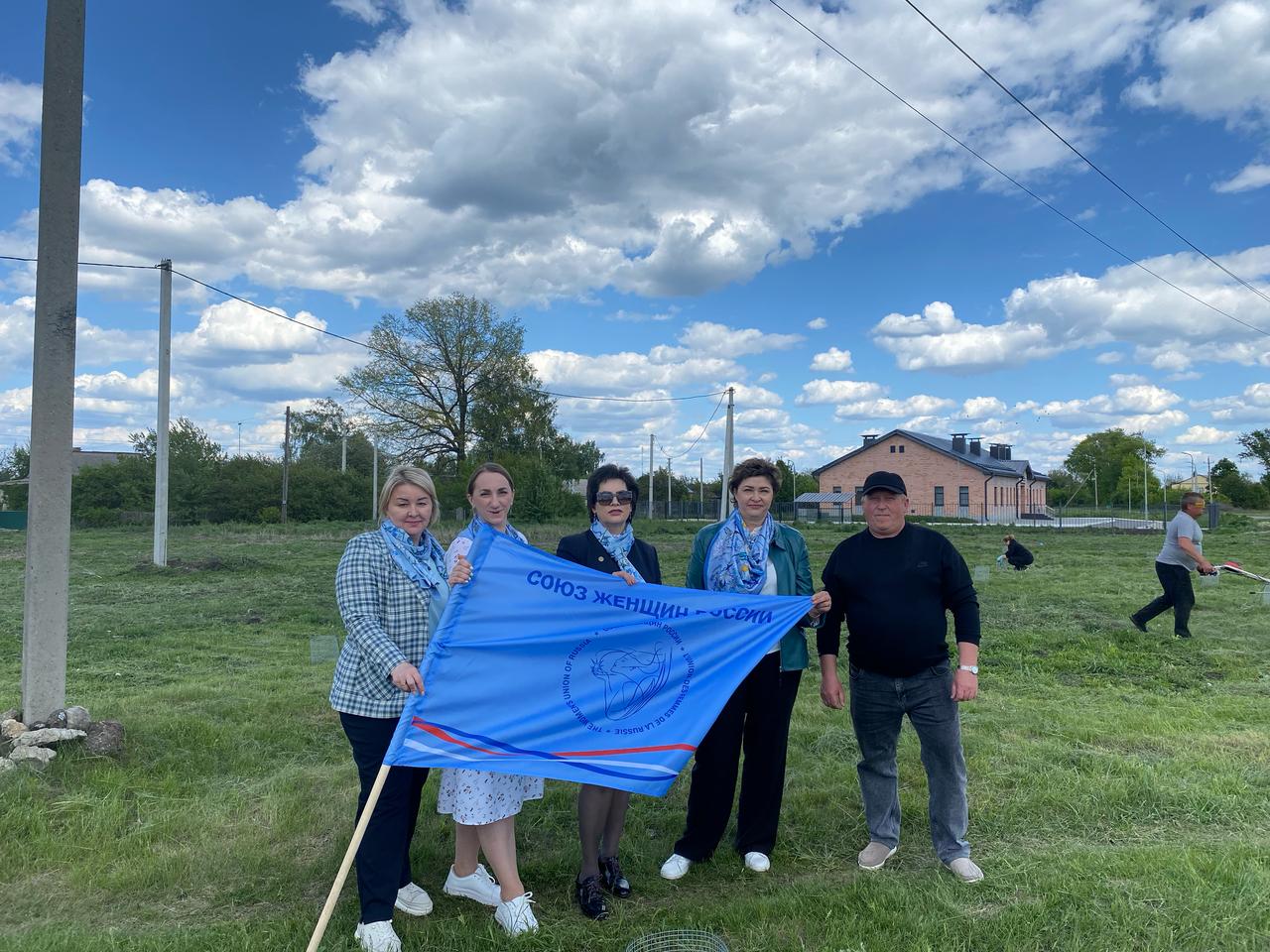 Высадка кедров в  Добринском районе