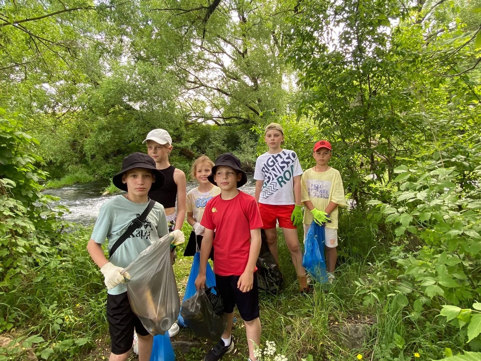 Молодежь «Союза женщин России» Данковского отделения Липецкой области вышла на экологическую тропу