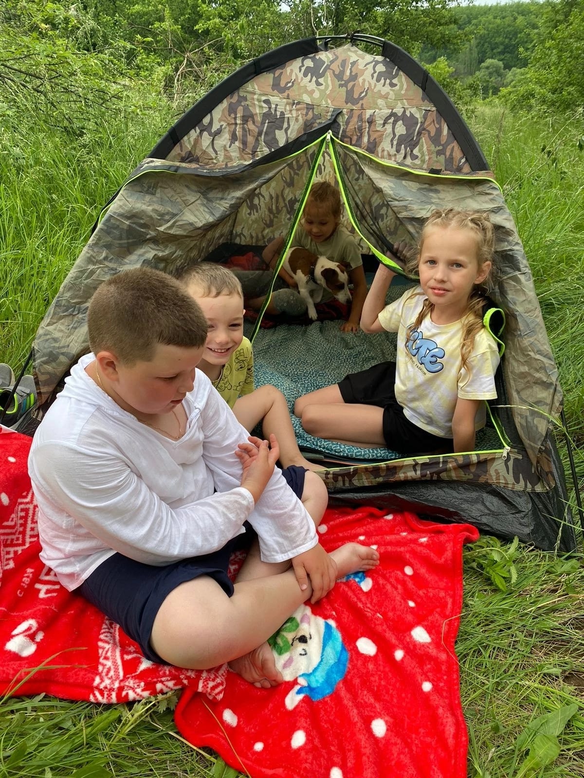 В Данковском районе прошел туристический поход по знакомым тропинкам Стрелецкого леса