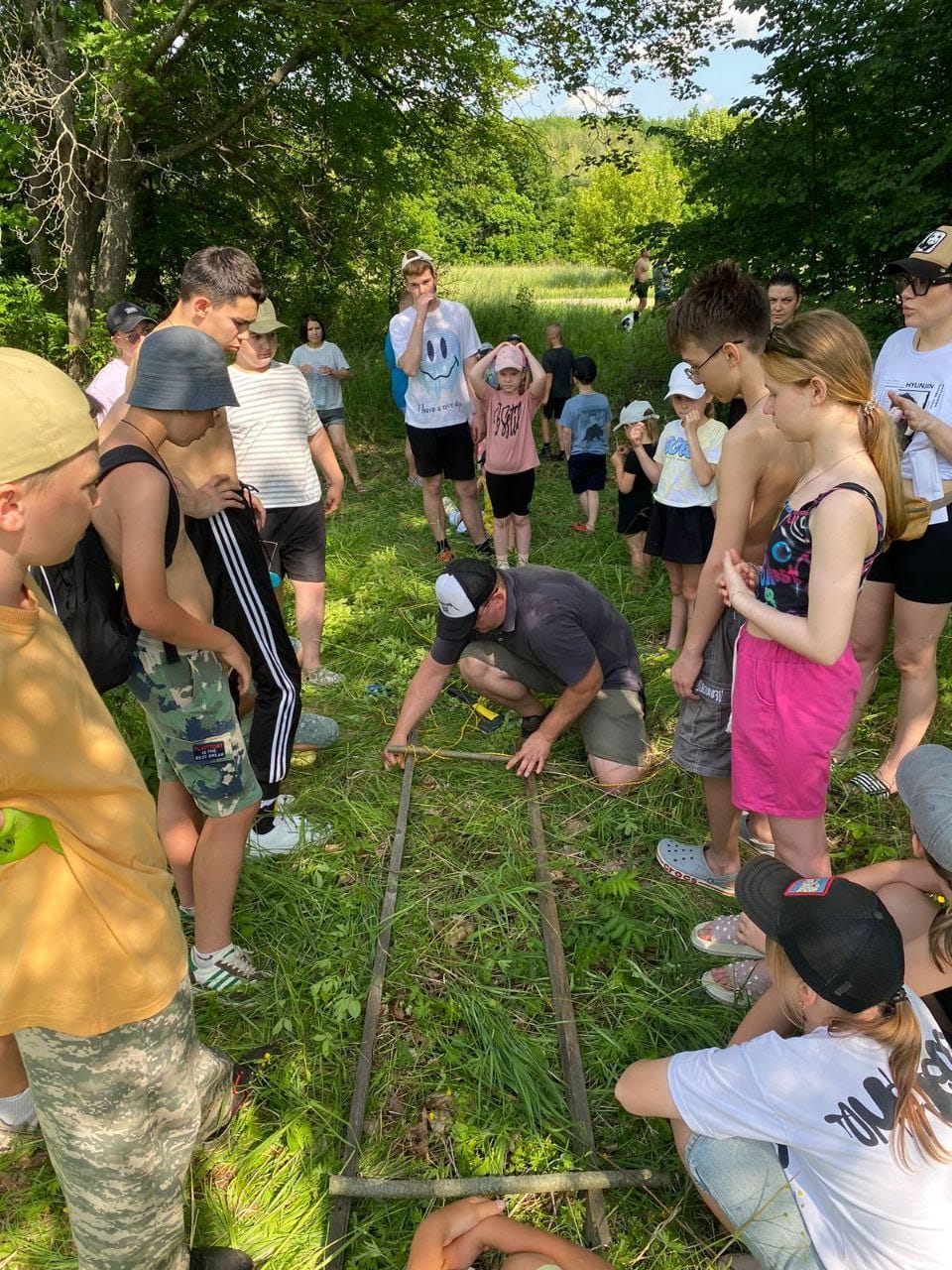 В Данковском районе прошел туристический поход по знакомым тропинкам Стрелецкого леса