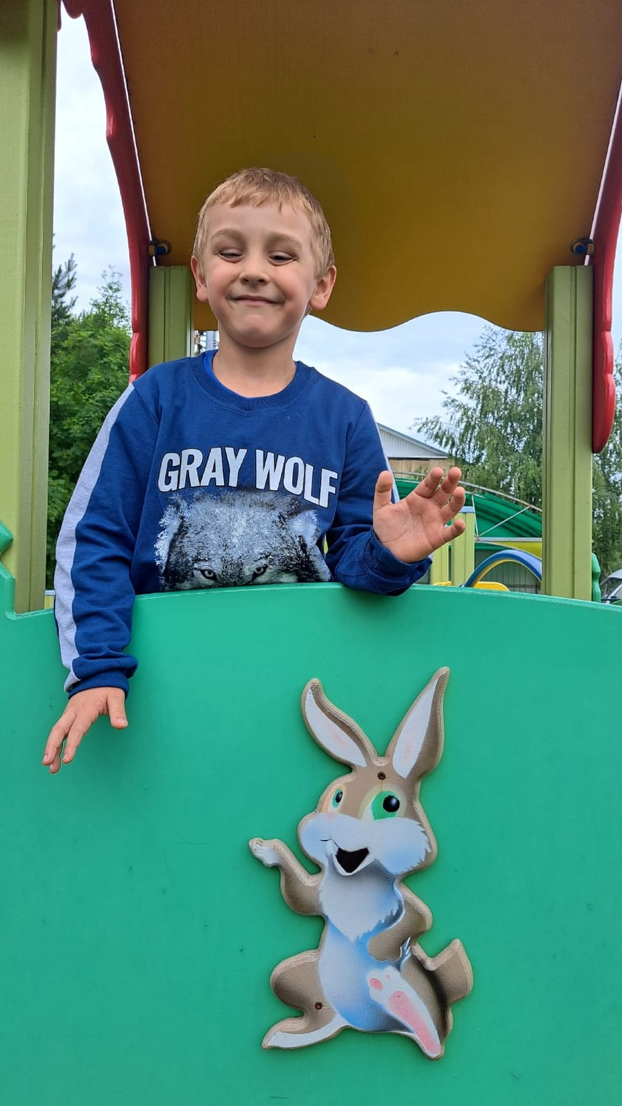 В КРУГУ ДРУЗЕЙ ВСЕГДА ВЕСЕЛЕЙ!