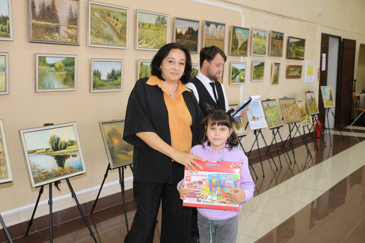Подарили праздник первоклассникам