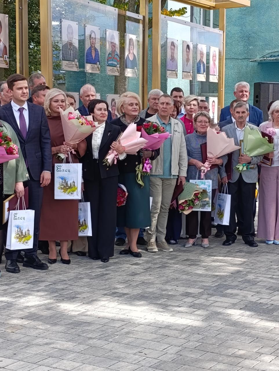 В прошедшие (6,7 сентября)выходные город воинской Славы Елец праздновал 879 год своего рождения