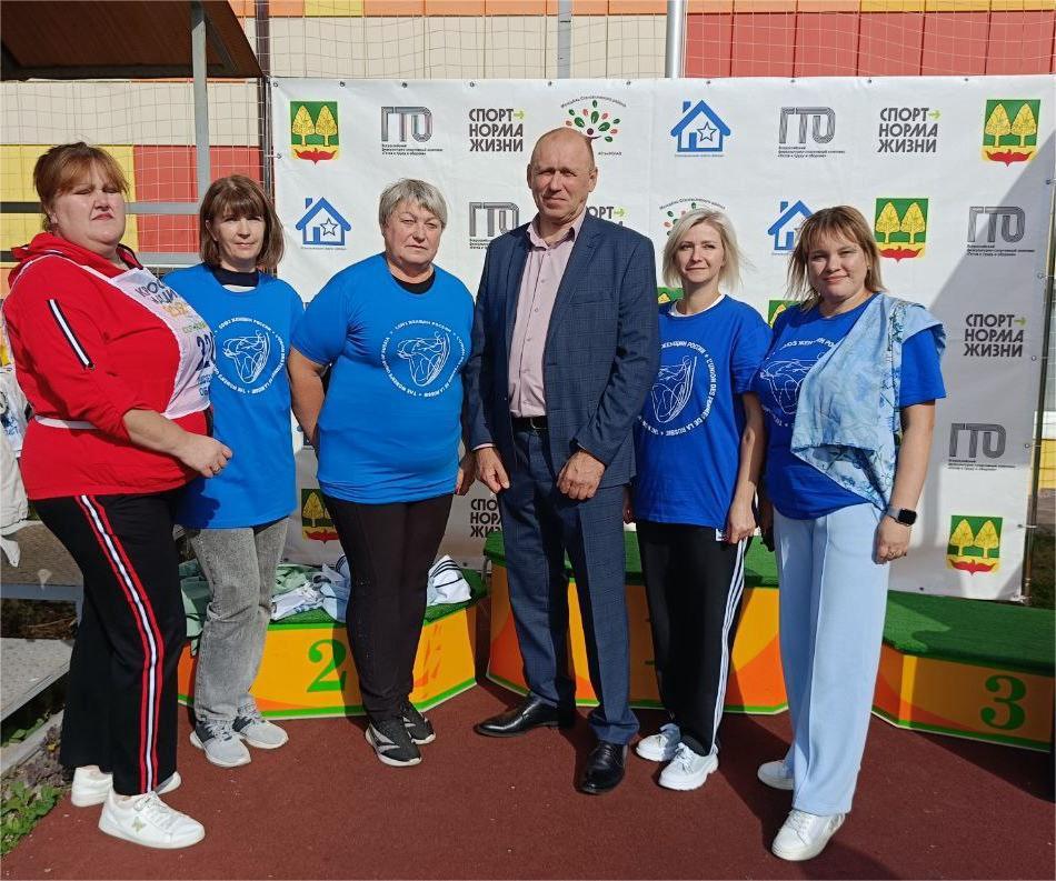 На центральном стадионе в с. Становое состоялось Первенство по легкоатлетическому кроссу