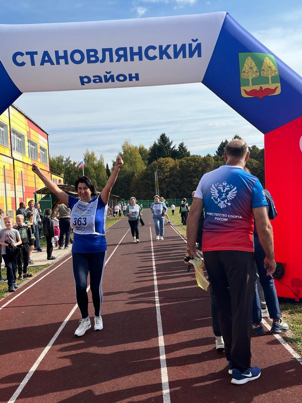 На центральном стадионе в с. Становое состоялось Первенство по легкоатлетическому кроссу