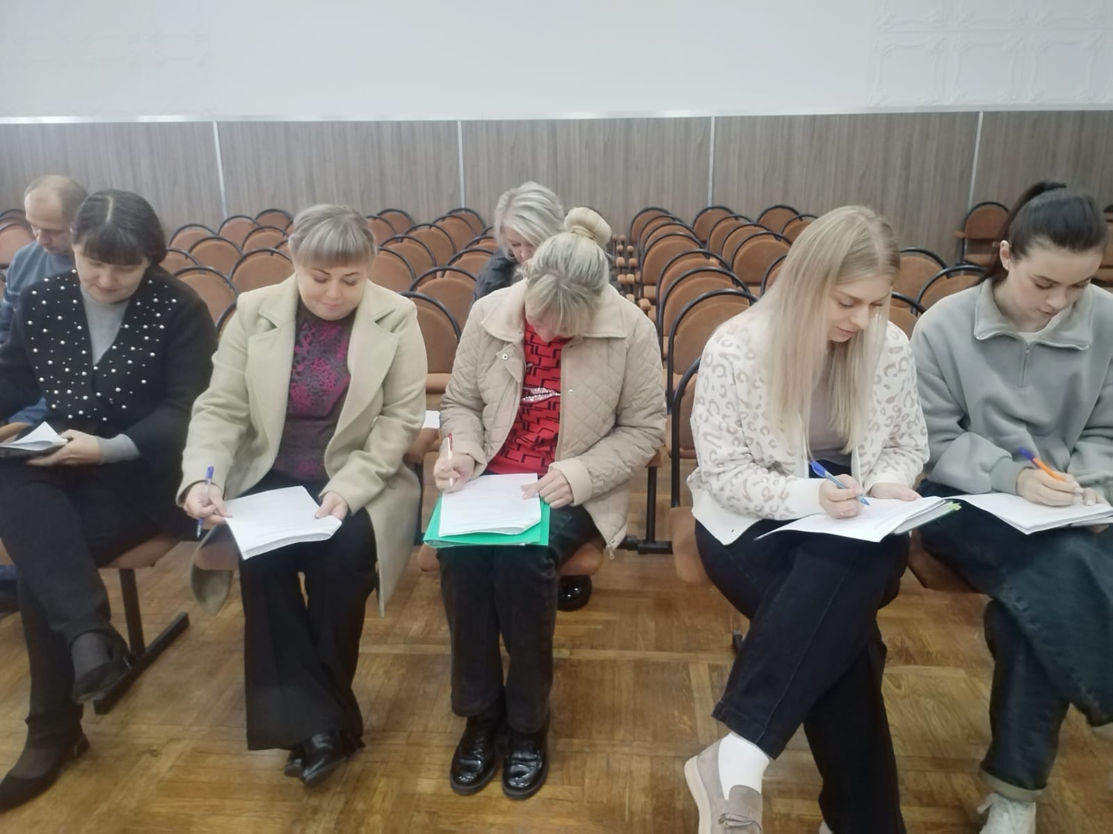 В администрации Становлянского округа состоялся  Первый Всероссийский Агродиктант 2025