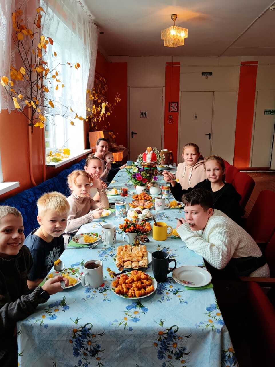 "Барыня Тыква" – веселое детское мероприятие, которое прошло в доме культуры села Яблоново Краснинского района