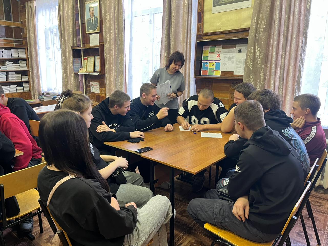 «Шагая путями Победы: уроки памяти для школьников и студентов Усманского района»