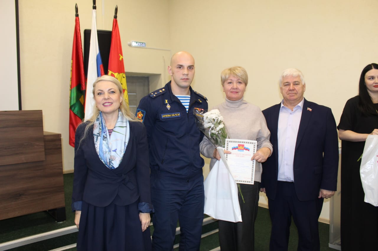 Слет волонтеров, помогающих бойцам СВО, состоялся в Добром