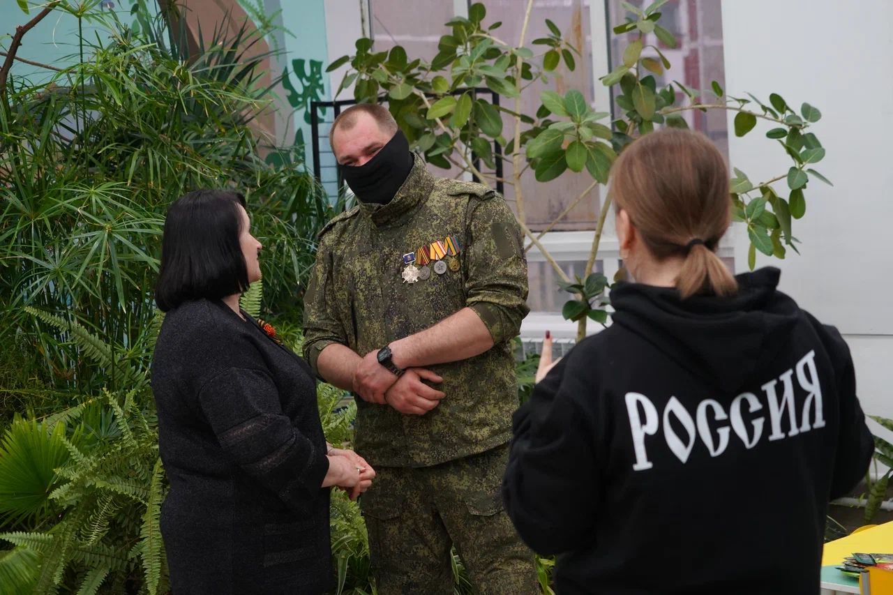 Патриотическая встреча прошла в ДДТ "Октябрьский"