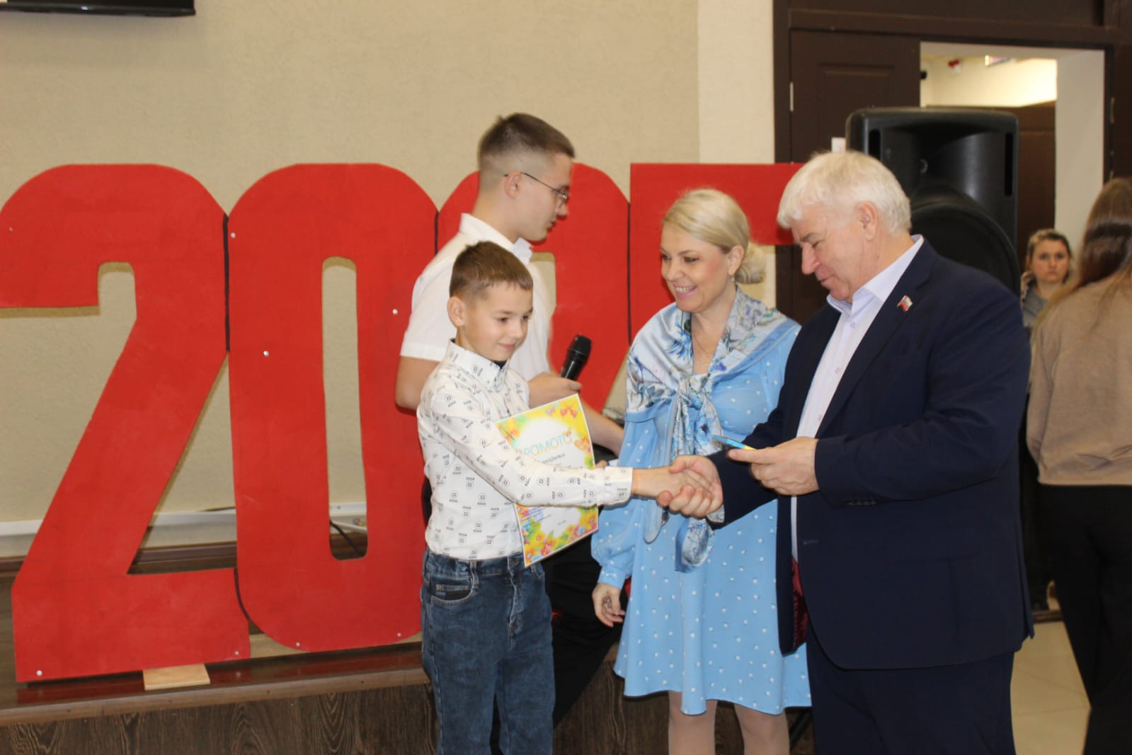 В Доме культуры села Доброе состоялось праздничное мероприятие, посвященное Дню матери