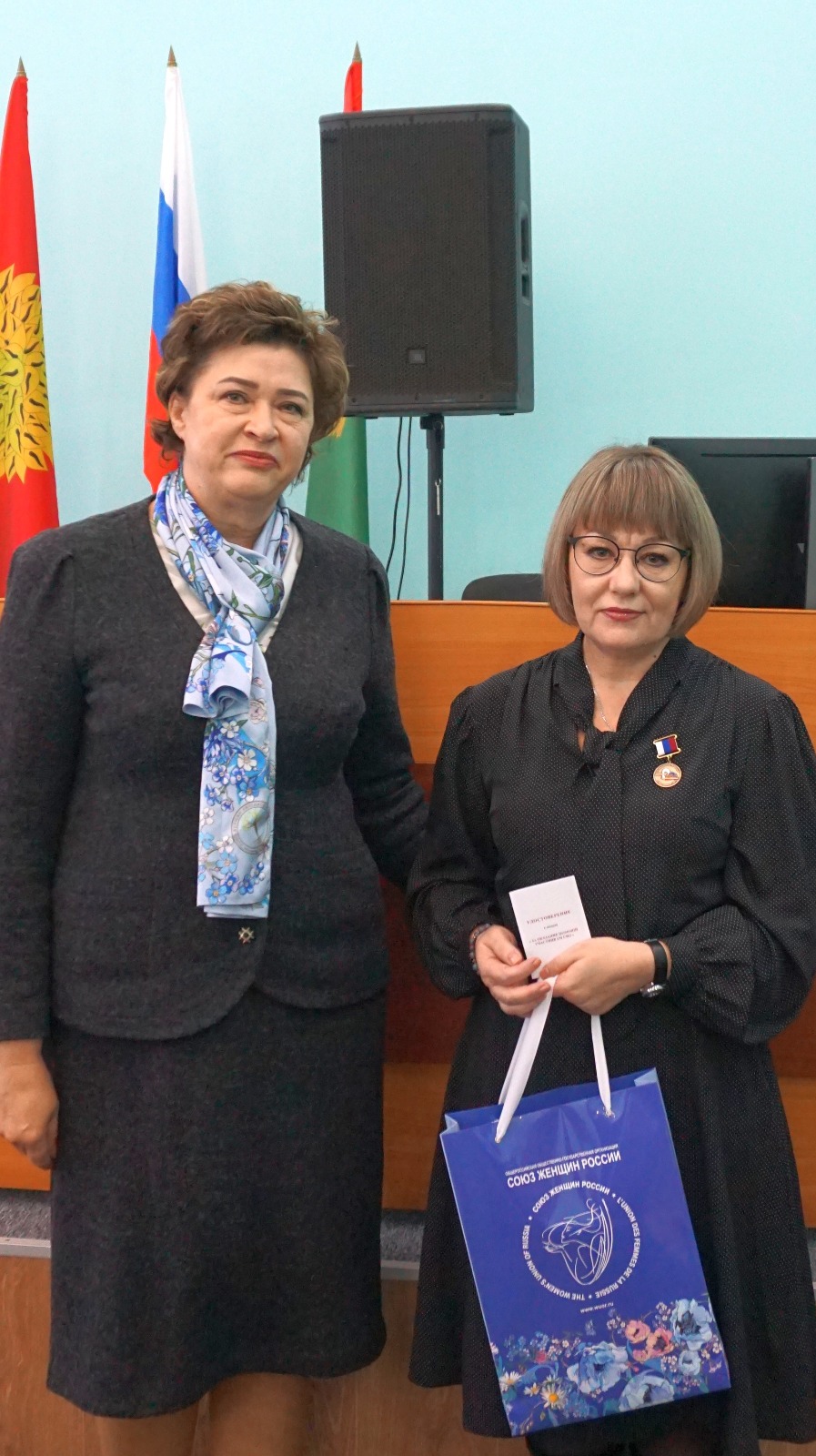 «Материнский подвиг бессмертен»: в Добринском округе почтили память героев и поддержали их матерей