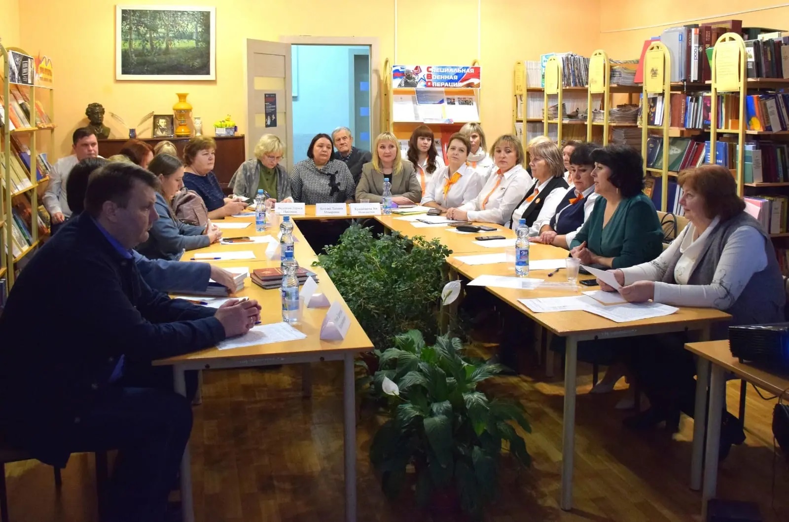 Круглый стол о памяти и патриотизме в Тербунах