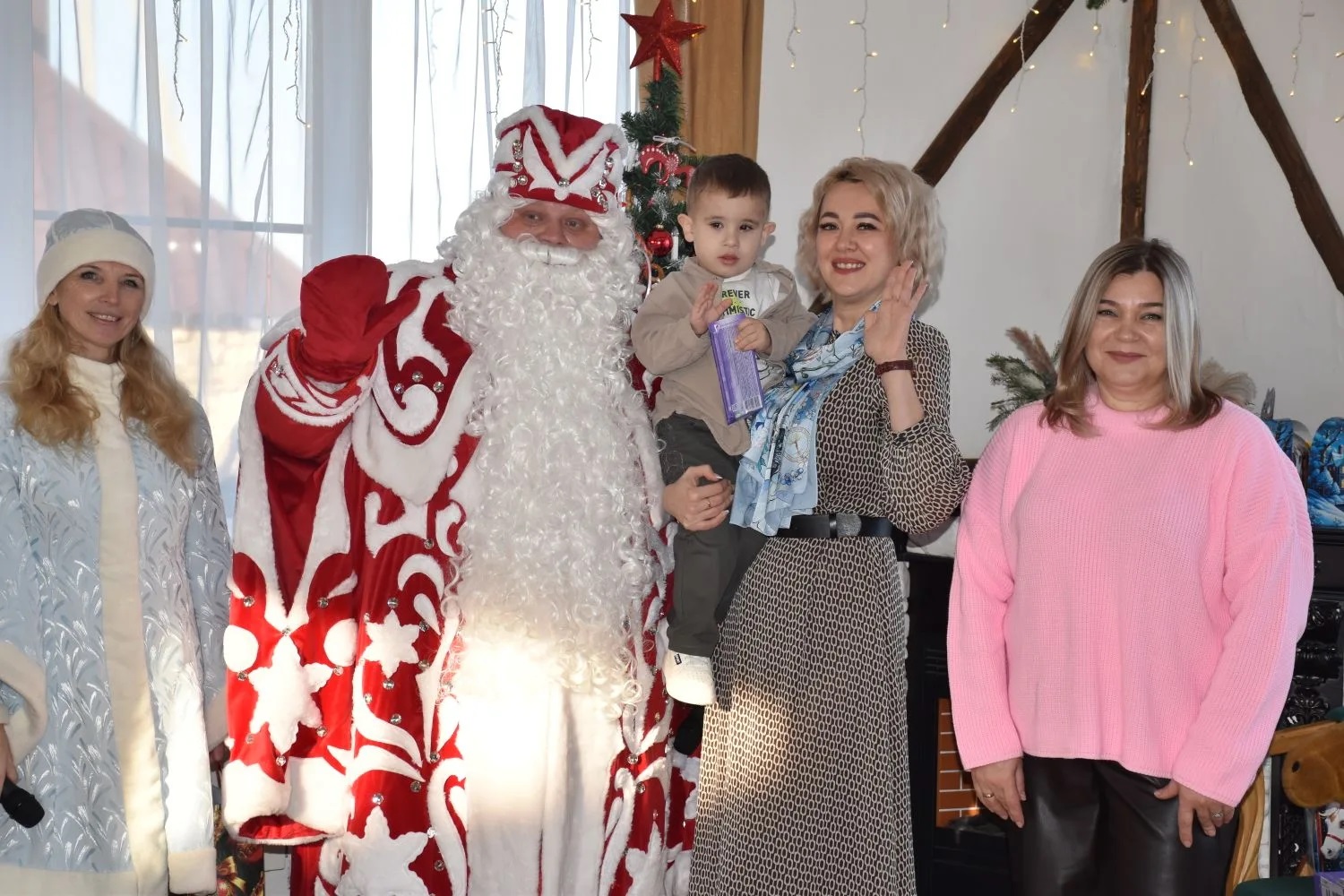 Новогоднее чудо для детей в Ельце