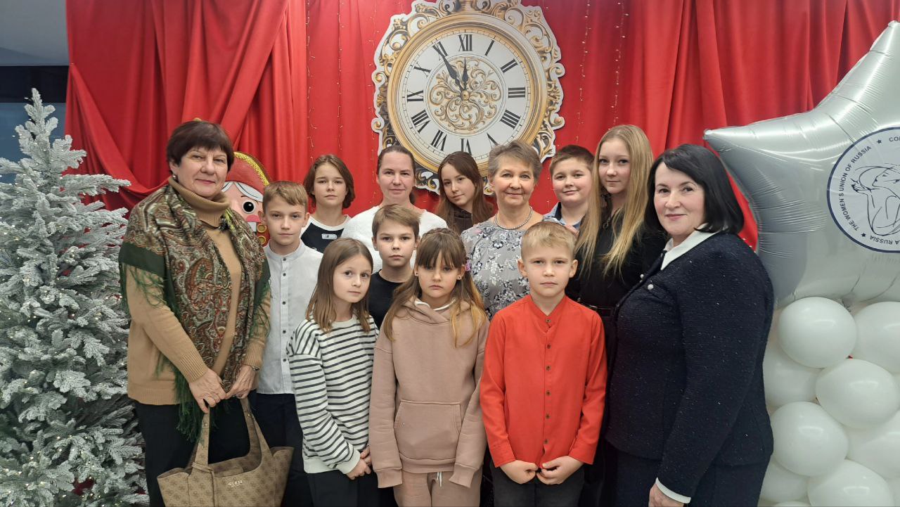 "СКАЗКА К НАМ ПРИХОДИТ"