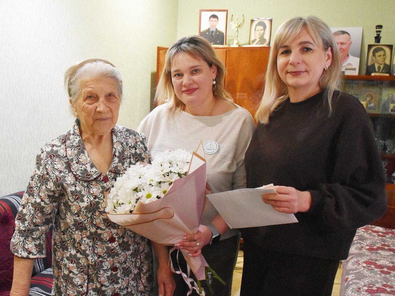 100 лет исполнилось ветерану Великой Отечественной войны Зое Ивановне Зиборовой.