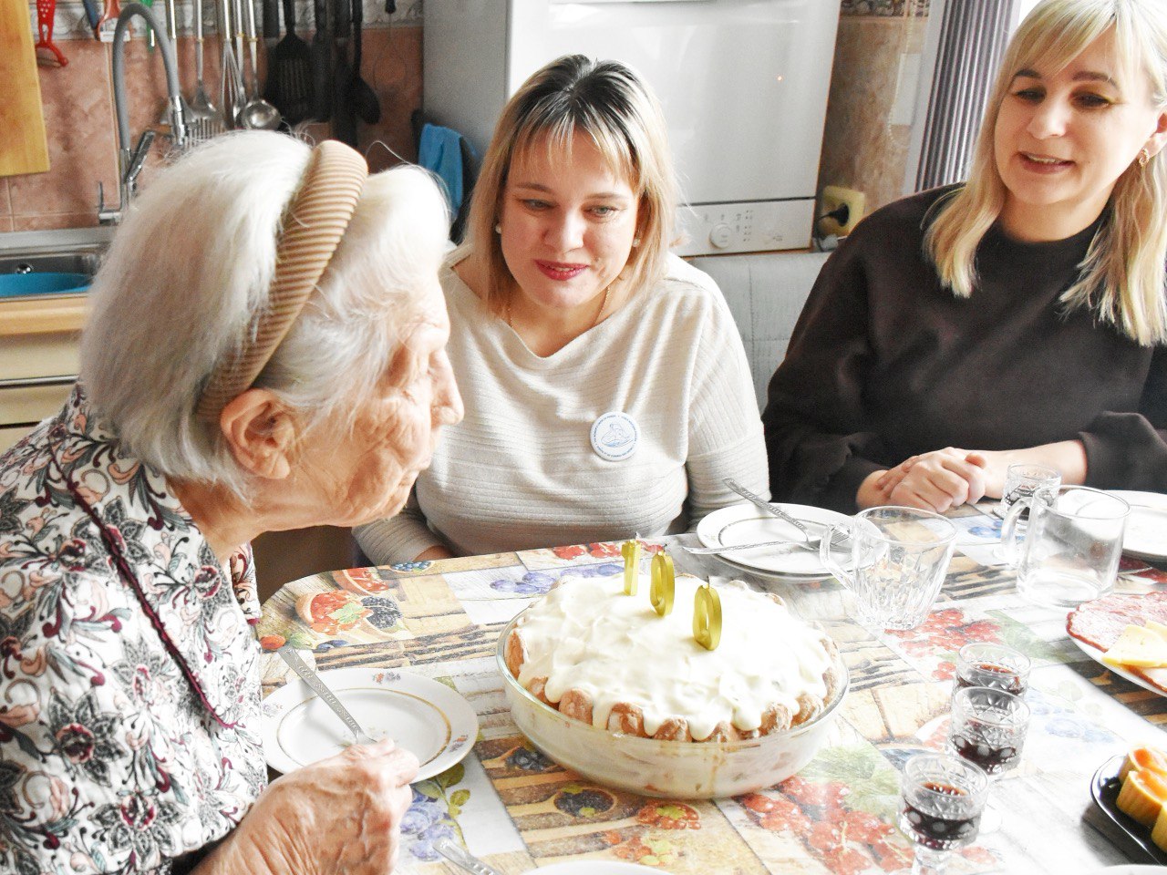 100 лет исполнилось ветерану Великой Отечественной войны Зое Ивановне Зиборовой.