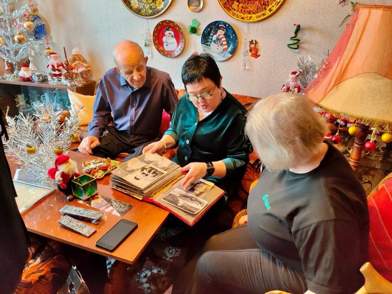 Афанасовы Станислав Андреевич и Нина Александровна отметили бриллиантовый юбилей супружеской жизни