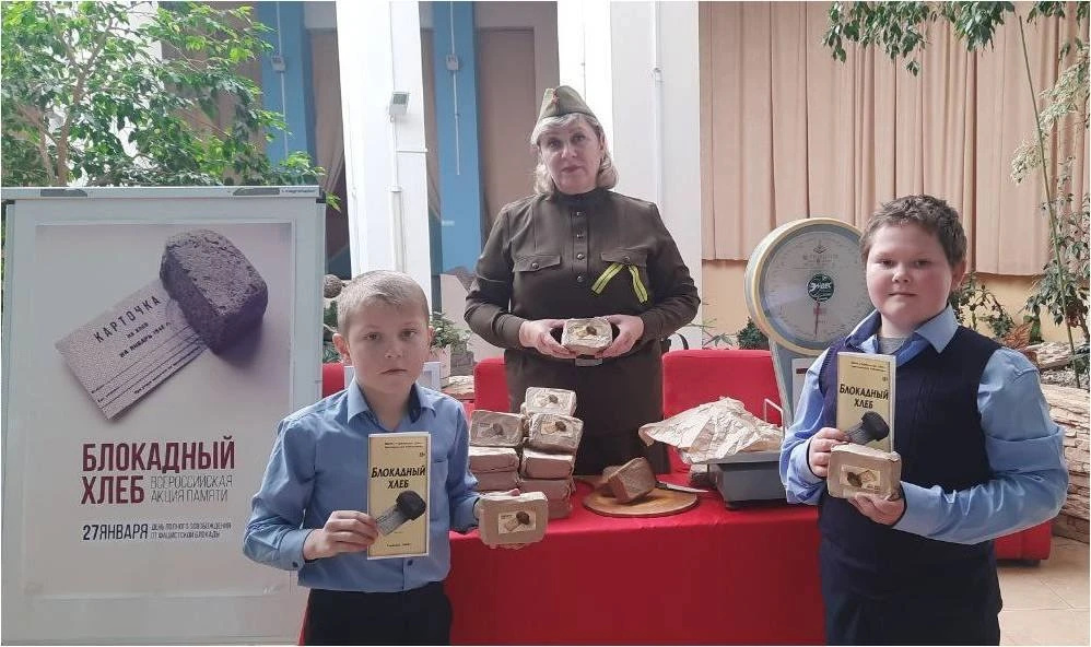 В с. Тербуны состоялся праздничный театрализованный концерт «Мы помним и гордимся!»